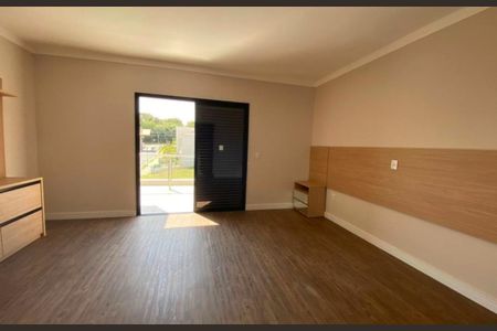 Casa de condomínio à venda com 282m², 4 quartos e 4 vagasFoto 01