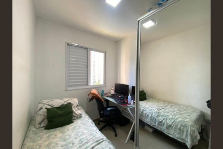 Apartamento à venda com 77m², 3 quartos e 2 vagasQuarto 2
