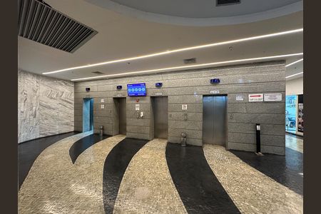 Apartamento para alugar com 68m², 1 quarto e sem vagaÁrea comum