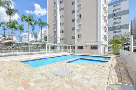 Apartamento para alugar com 67m², 3 quartos e 1 vagaÁrea comum - Piscina