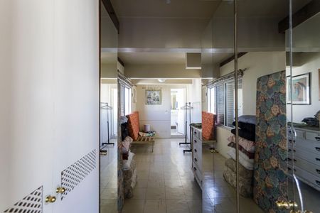 Apartamento para alugar com 175m², 3 quartos e 2 vagasSuíte 1