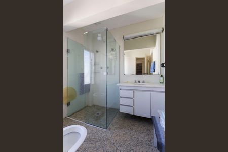 Apartamento para alugar com 175m², 3 quartos e 2 vagasBanheiro da Suíte 1