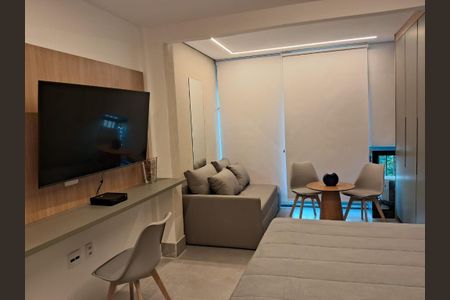 Apartamento à venda com 27m², 1 quarto e sem vagaFoto 01