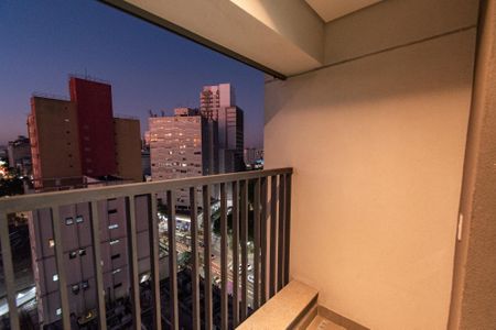 Studio à venda com 19m², 1 quarto e sem vaga Studio à venda com 19m², 1 quarto e sem vagaVaranda