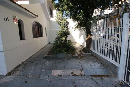 Casa à venda com 300m², 2 quartos e 5 vagasGaragem