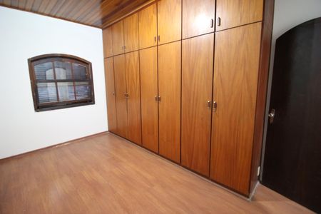 Casa à venda com 300m², 2 quartos e 5 vagasQuarto 1
