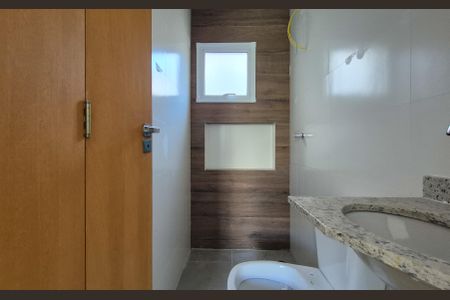 Apartamento à venda com 92m², 2 quartos e 3 vagas Apartamento à venda com 92m², 2 quartos e 3 vagasBanheiro da suíte