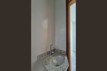 Apartamento à venda com 92m², 2 quartos e 3 vagas Apartamento à venda com 92m², 2 quartos e 3 vagasBanheiro da suíte
