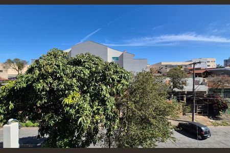 Apartamento à venda com 79m², 2 quartos e 1 vagaVista