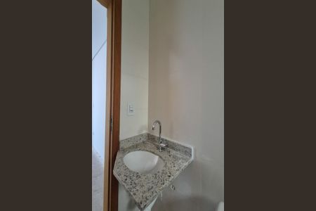 Apartamento à venda com 92m², 2 quartos e 1 vagaBanheiro da suíte