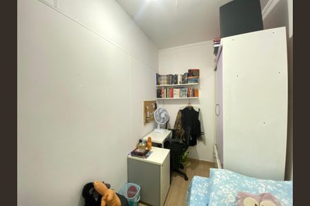 Apartamento à venda com 76m², 2 quartos e 1 vagaQuarto 2