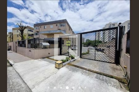 Apartamento à venda com 76m², 2 quartos e 1 vagaFachada