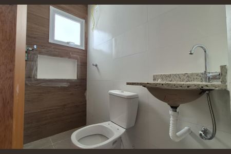 Apartamento à venda com 80m², 2 quartos e 1 vaga Apartamento à venda com 80m², 2 quartos e 1 vagaBanheiro