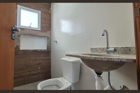 Apartamento à venda com 80m², 2 quartos e 1 vaga Apartamento à venda com 80m², 2 quartos e 1 vagaBanheiro da suíte