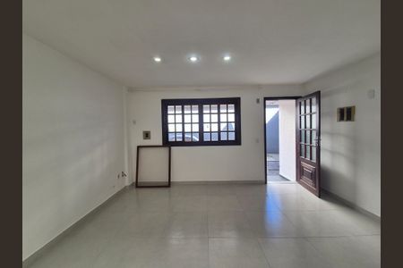 Casa de condomínio à venda com 146m², 3 quartos e 1 vagaSala