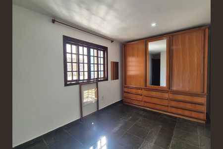 Casa de condomínio à venda com 146m², 3 quartos e 1 vagaSuite 1