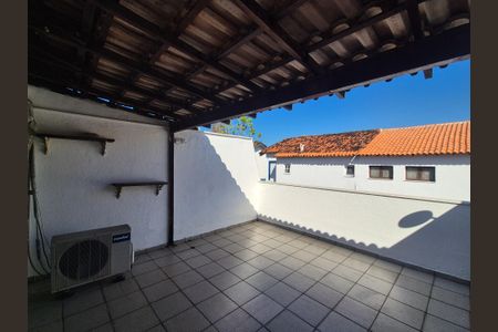 Casa de condomínio à venda com 146m², 3 quartos e 1 vaga´Terraço