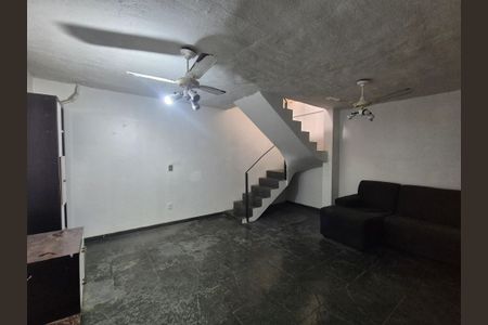 Casa de condomínio à venda com 146m², 3 quartos e 1 vagaÁrea Privativa