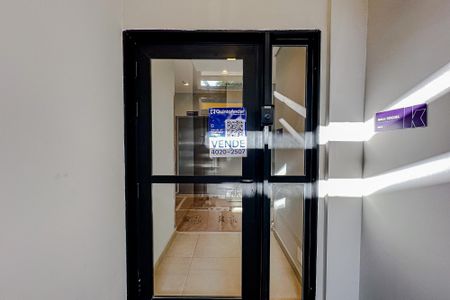 Apartamento à venda com 33m², 1 quarto e sem vagaÁrea comum - Plaquinha