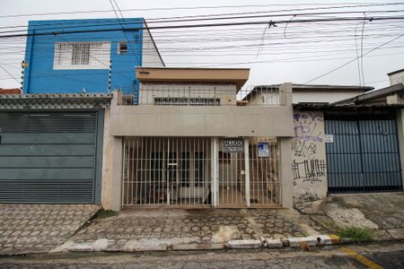 Casa para alugar com 70m², 1 quarto e sem vaga Casa para alugar com 70m², 1 quarto e sem vagaFachada