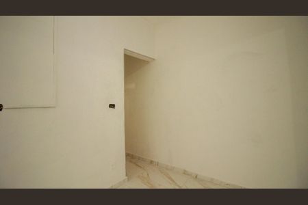Casa para alugar com 70m², 1 quarto e sem vaga Casa para alugar com 70m², 1 quarto e sem vagaSala
