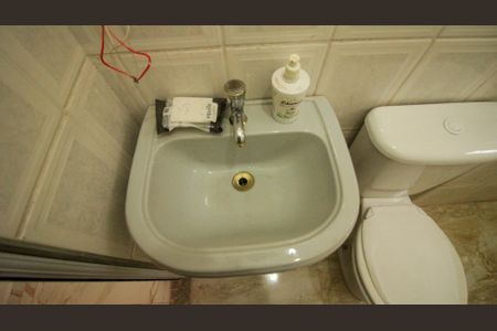 Casa para alugar com 70m², 1 quarto e sem vaga Casa para alugar com 70m², 1 quarto e sem vagaBanheiro
