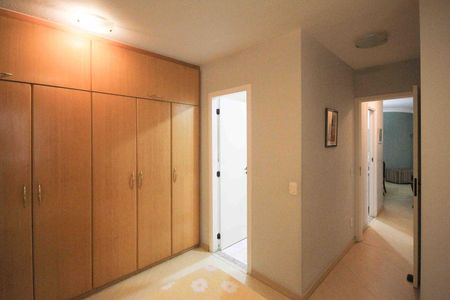Apartamento à venda com 90m², 3 quartos e 2 vagasSuíte