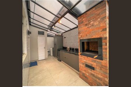 Apartamento à venda com 119m², 3 quartos e 2 vagasChurrasqueira 