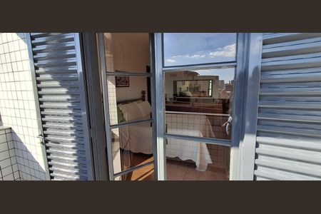 Casa à venda com 285m², 4 quartos e 2 vagas Casa à venda com 285m², 4 quartos e 2 vagasVaranda suíte Master