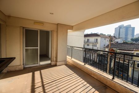 Apartamento à venda com 147m², 4 quartos e 4 vagasVaranda 