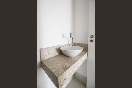 Apartamento à venda com 147m², 4 quartos e 4 vagasLavabo