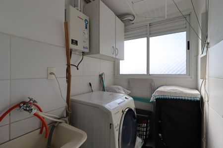Apartamento para alugar com 65m², 3 quartos e 1 vagaÁrea de Serviço