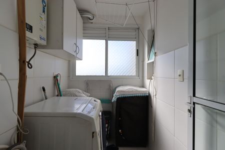 Apartamento para alugar com 65m², 3 quartos e 1 vagaÁrea de Serviço