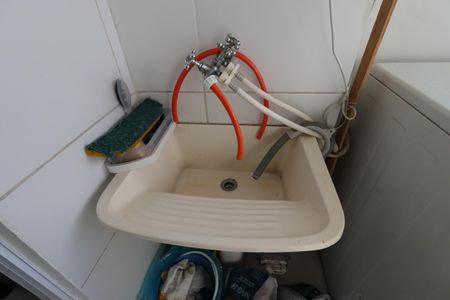 Apartamento para alugar com 65m², 3 quartos e 1 vagaÁrea de Serviço