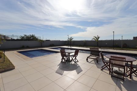 Apartamento para alugar com 65m², 3 quartos e 1 vagaÁrea Comum - Piscina
