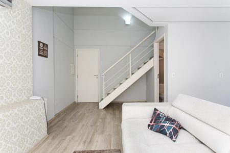 Apartamento à venda com 72m², 2 quartos e 2 vagasSala
