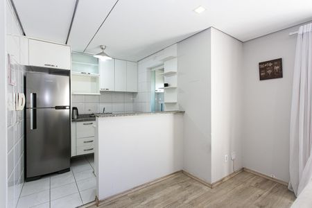 Apartamento à venda com 72m², 2 quartos e 2 vagasSala
