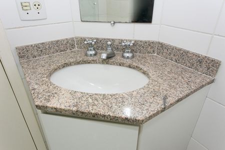 Apartamento à venda com 72m², 2 quartos e 2 vagasBanheiro Suíte 