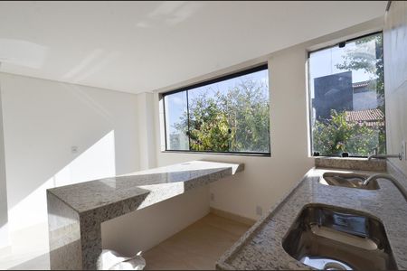 Apartamento à venda com 75m², 3 quartos e 1 vaga Apartamento à venda com 75m², 3 quartos e 1 vaga Cozinha