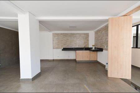 Apartamento à venda com 75m², 3 quartos e 1 vaga Apartamento à venda com 75m², 3 quartos e 1 vagaÁrea comum - Salão de festas