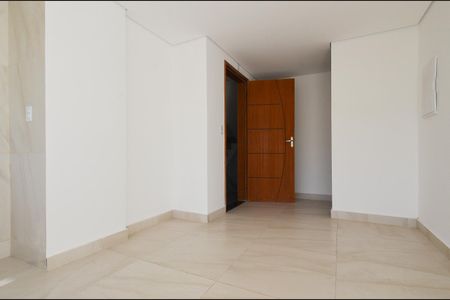 Apartamento à venda com 75m², 3 quartos e 1 vaga Apartamento à venda com 75m², 3 quartos e 1 vagaSala