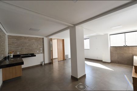 Apartamento à venda com 75m², 3 quartos e 1 vaga Apartamento à venda com 75m², 3 quartos e 1 vagaÁrea comum - Salão de festas