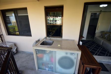 Apartamento para alugar com 84m², 3 quartos e 1 vaga Apartamento para alugar com 84m², 3 quartos e 1 vagaVaranda