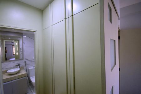 Apartamento para alugar com 84m², 3 quartos e 1 vaga Apartamento para alugar com 84m², 3 quartos e 1 vagaCloset da suíte 1
