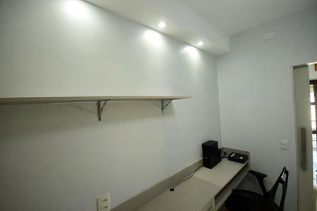 Apartamento para alugar com 84m², 3 quartos e 1 vaga Apartamento para alugar com 84m², 3 quartos e 1 vagaEscritório