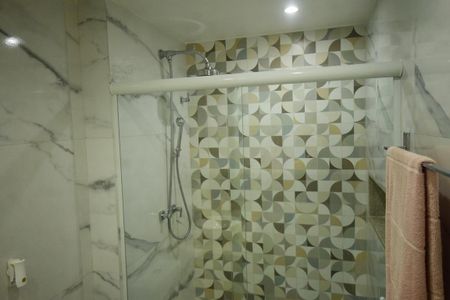 Apartamento para alugar com 84m², 3 quartos e 1 vaga Apartamento para alugar com 84m², 3 quartos e 1 vagaBanheiro da Suíte 1