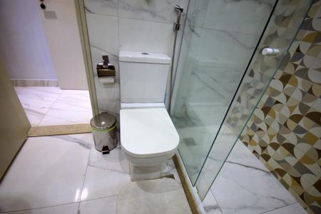 Apartamento para alugar com 84m², 3 quartos e 1 vaga Apartamento para alugar com 84m², 3 quartos e 1 vagaBanheiro da Suíte 2