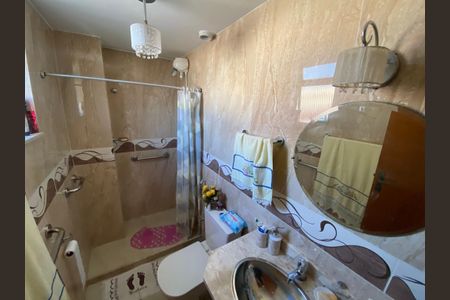 Apartamento à venda com 91m², 2 quartos e 2 vagas Apartamento à venda com 91m², 2 quartos e 2 vagasBanheiro Suíte
