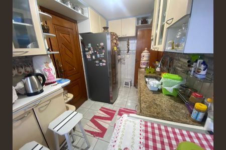 Apartamento à venda com 91m², 2 quartos e 2 vagas Apartamento à venda com 91m², 2 quartos e 2 vagasCozinha
