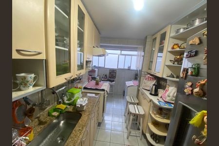 Apartamento à venda com 91m², 2 quartos e 2 vagas Apartamento à venda com 91m², 2 quartos e 2 vagasCozinha